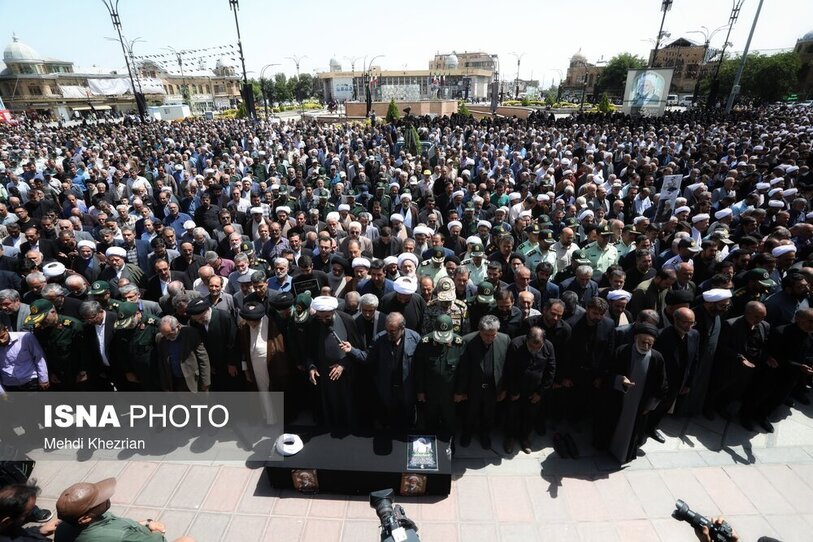 تشییع پیکر آیت الله غیاث‌الدین طه محمدی در همدان